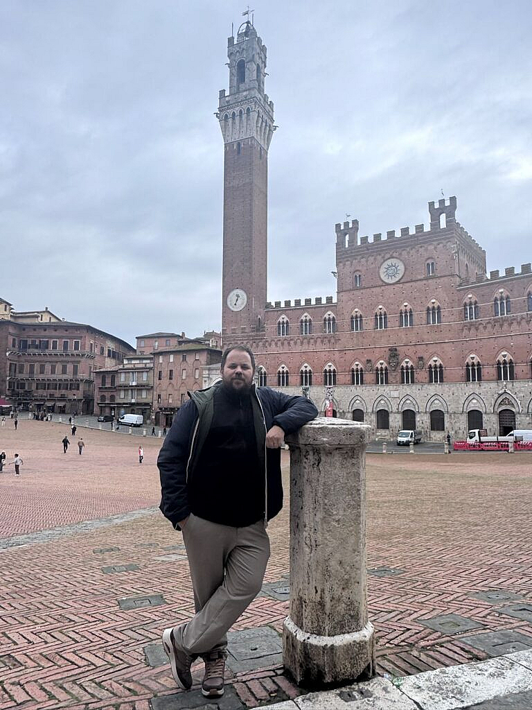 Piazza del Campo de Siena con la Torre del Mangia