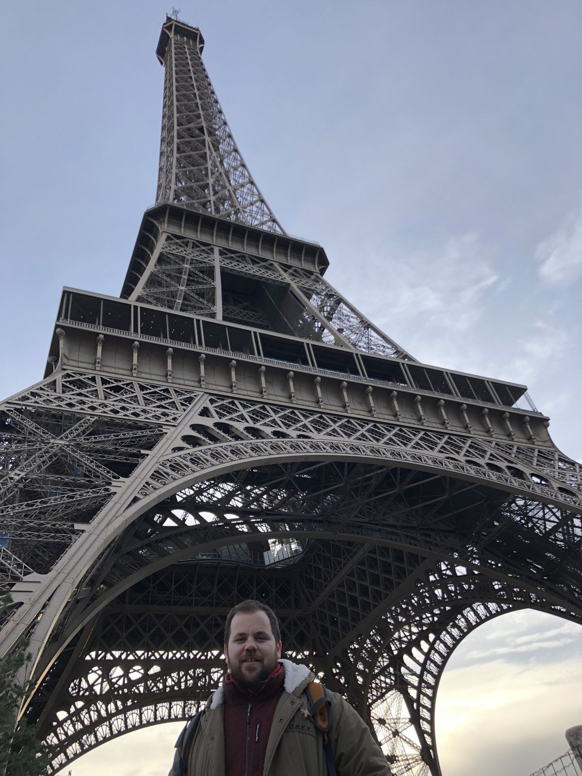 Debajo de la Torre Eiffel